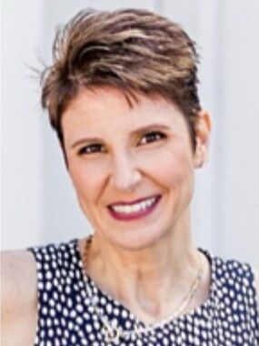 Meet your Posher, Lynda